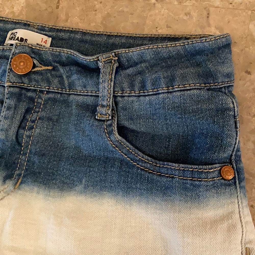 Epic Threads Shorts - Picture 3 of 6